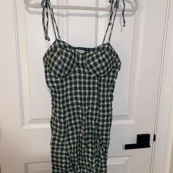 Plaid American Eagle Dress - Picture 2 of 3